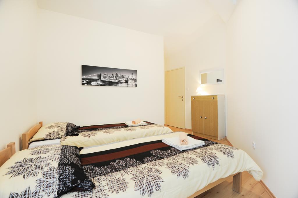Apartment Jaz Бибине Стая снимка